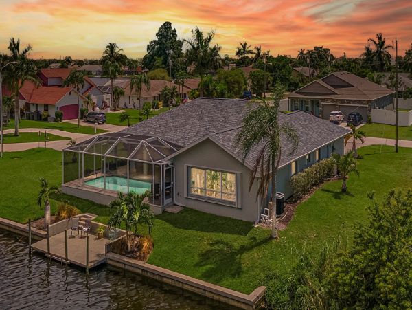Cape Coral Home 1010894