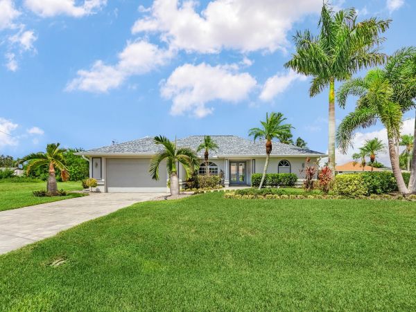 Cape Coral Home 1010894