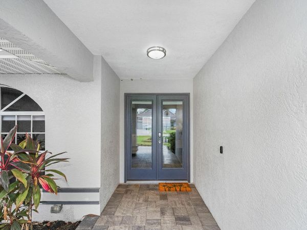 Cape Coral Home 1010894