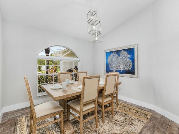 Cape Coral Home 1010894