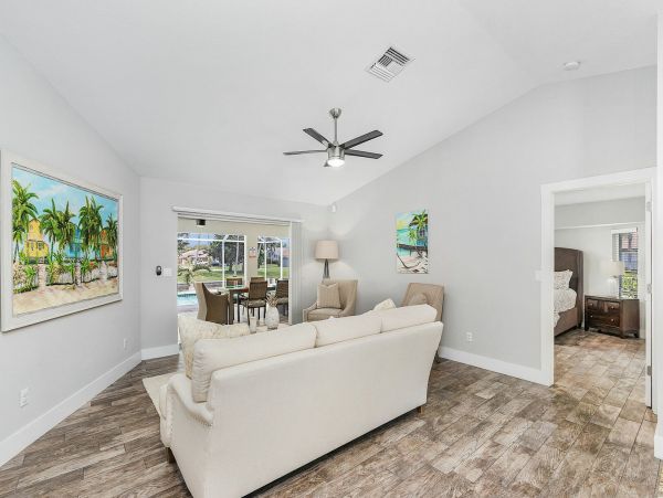Cape Coral Home 1010894