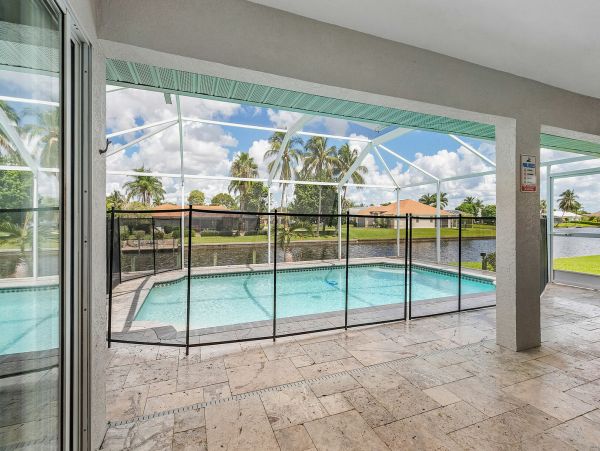 Cape Coral Home 1010894
