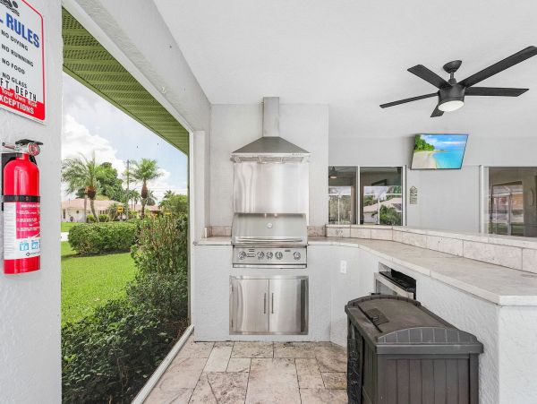 Cape Coral Home 1010894