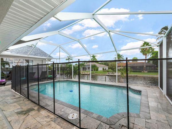 Cape Coral Home 1010894