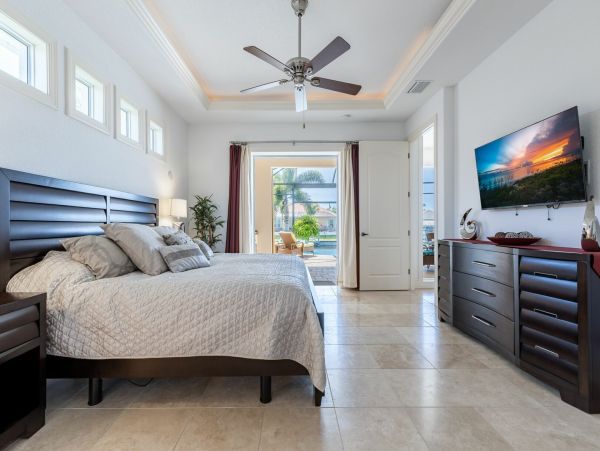 Cape Coral Vacation Pool Home Four Bedroom