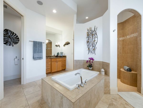 Cape Coral Vacation Pool Home Four Bedroom