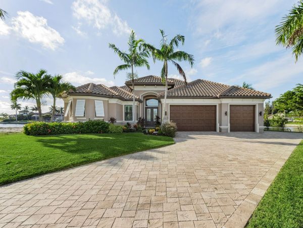Cape  Coral Vacation Pool Home Four Bedroom