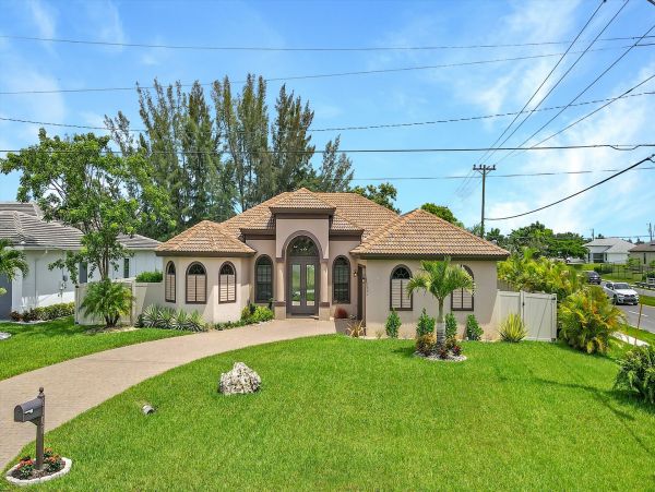 Cape Coral Home 1010901