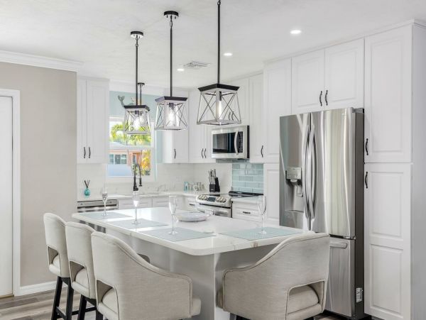 Fort Myers Beach 3-Bedroom Villa with Swim Spa & Fishing Pier