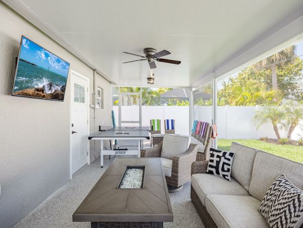 Fort Myers Beach 3-Bedroom Villa with Swim Spa & Fishing Pier