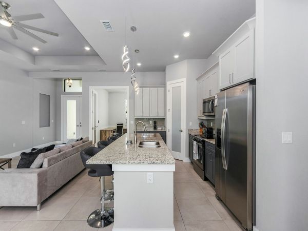 Luxury Cape Coral Lovely Home Away from Home