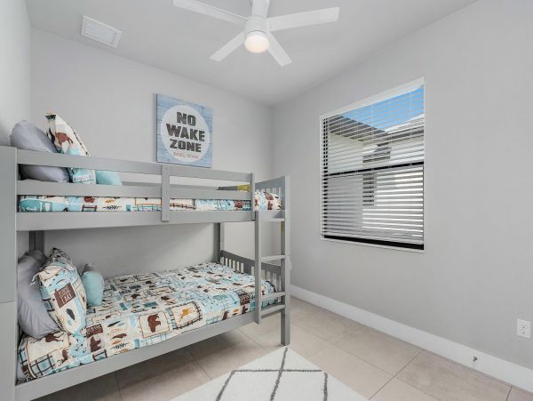 Luxury Cape Coral Lovely Home Away from Home