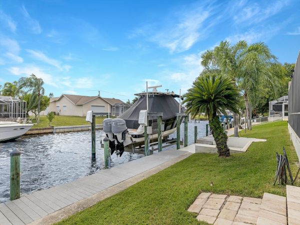 Cape Coral Home 1010907