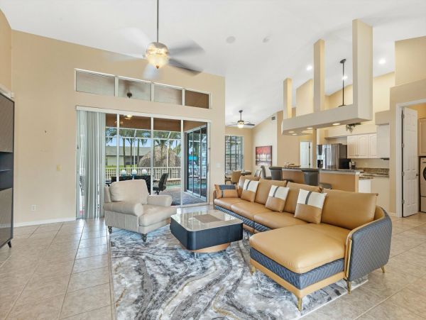 Cape Coral Home 1010911