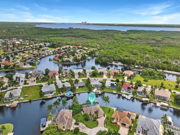 Cape Coral Home 1010911