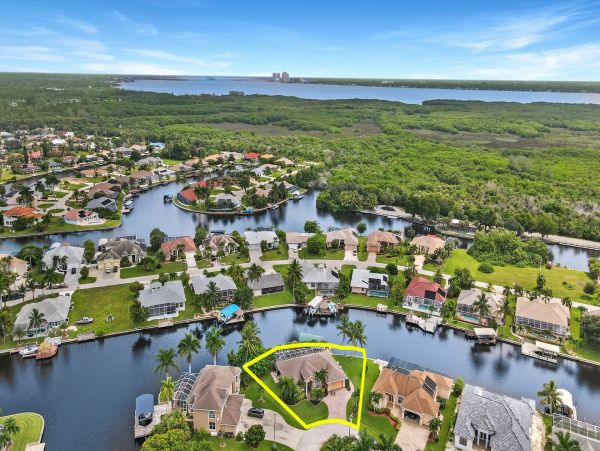Cape Coral Home 1010911