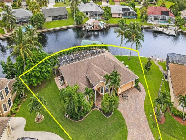 Cape Coral Home 1010911