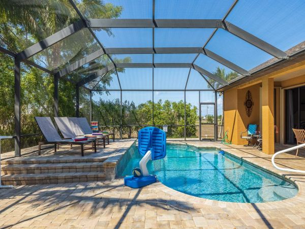 Cape Coral Home 1010914
