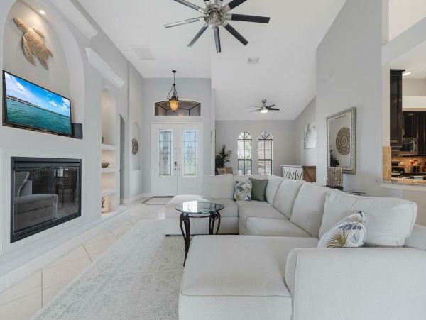 Cape Coral Home 1010914