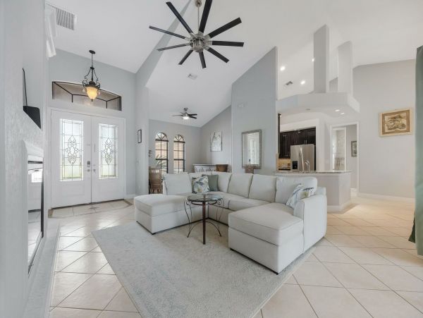 Cape Coral Home 1010914