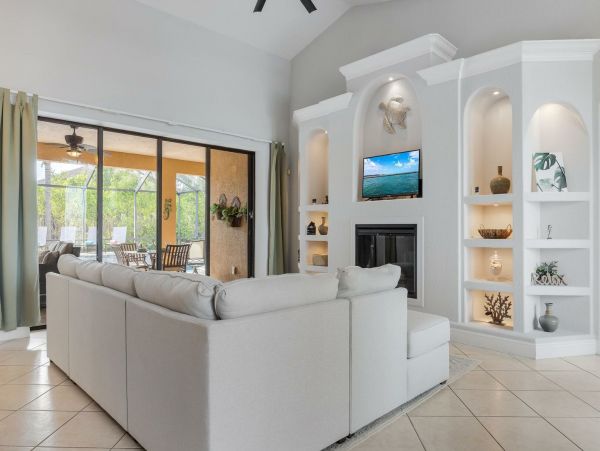 Cape Coral Home 1010914