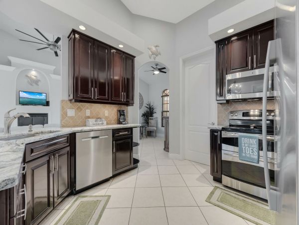 Cape Coral Home 1010914