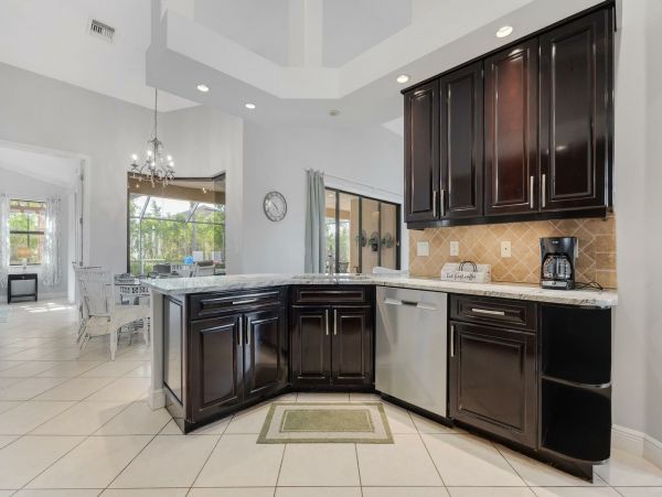 Cape Coral Home 1010914
