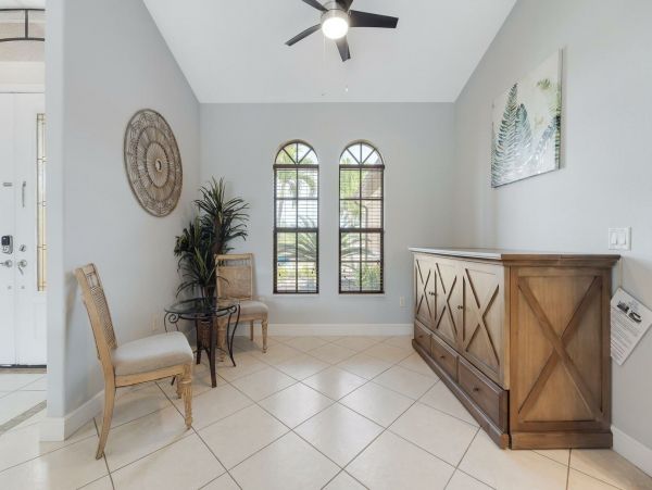 Cape Coral Home 1010914