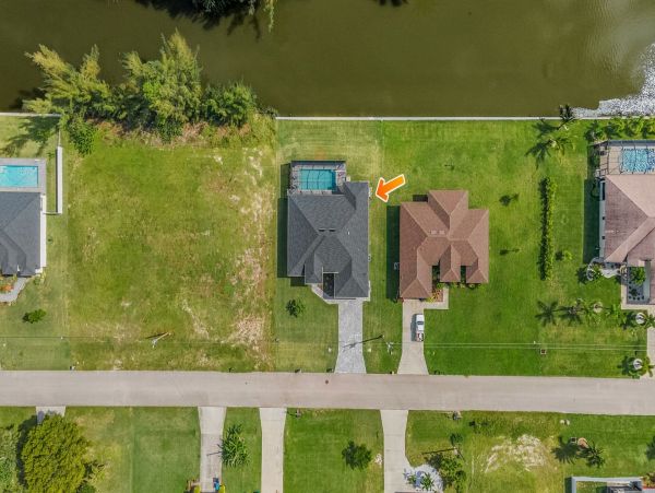 Cape Coral Home 1010918