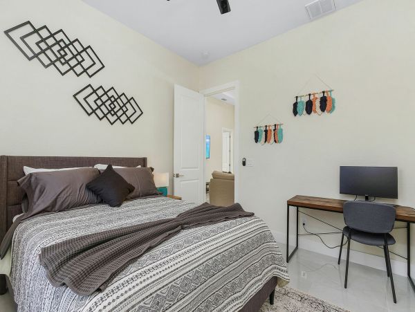 Cape Coral Home 1010918