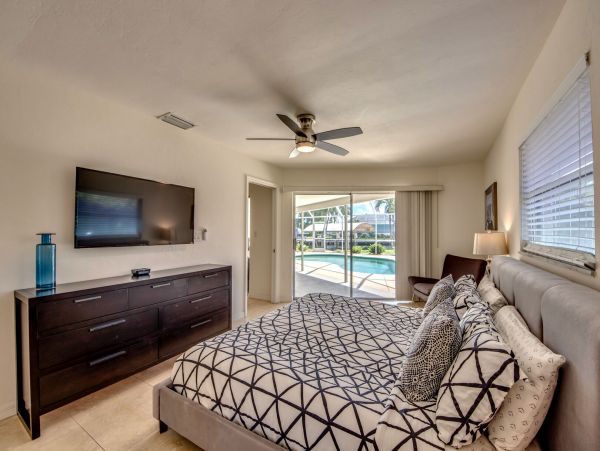 Cape Coral Waterfront Vacation Rental - Florida Riverfront Villa