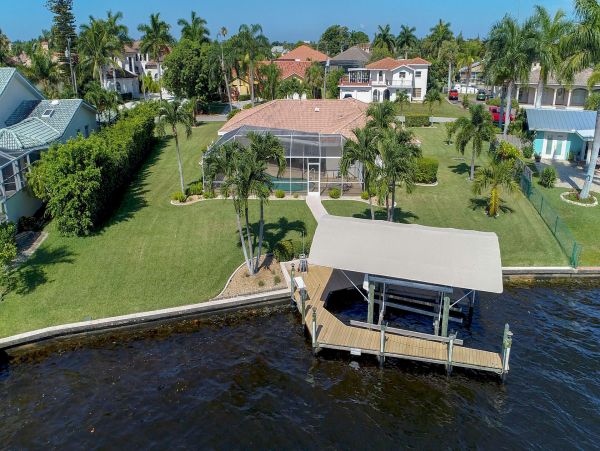 Cape Coral Waterfront Vacation Rental - Florida Riverfront Villa
