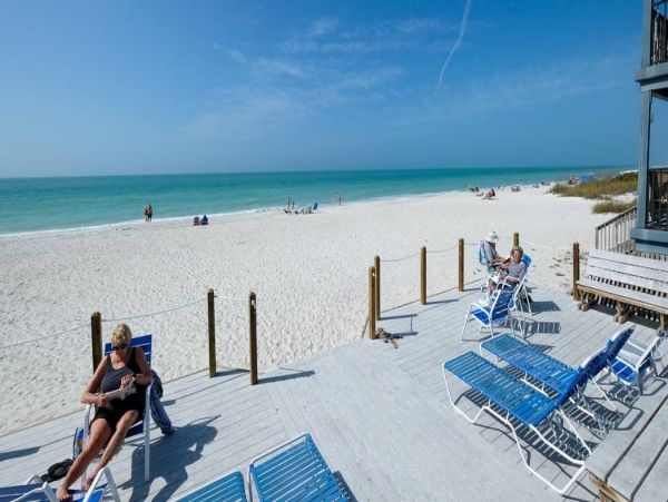 On Beach Holmes Beach Vacation Condo Three Bedroom