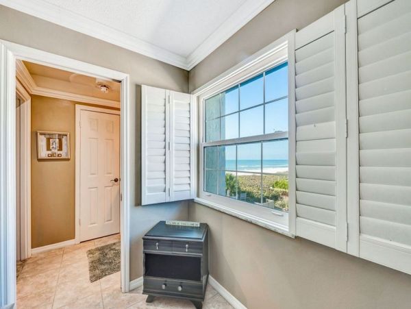 On Beach Holmes Beach Vacation Condo Three Bedroom