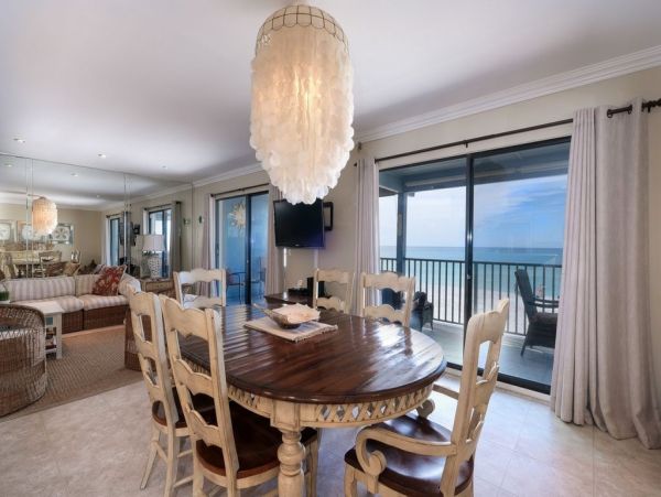 On Beach Holmes Beach Vacation Condo Three Bedroom
