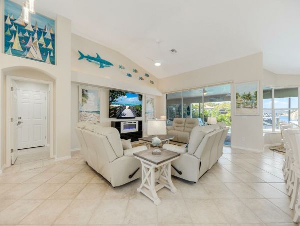 Cape Coral Home 1010921