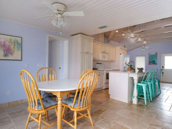 Charming 3 Bedroom Vacation Home in Anna Maria