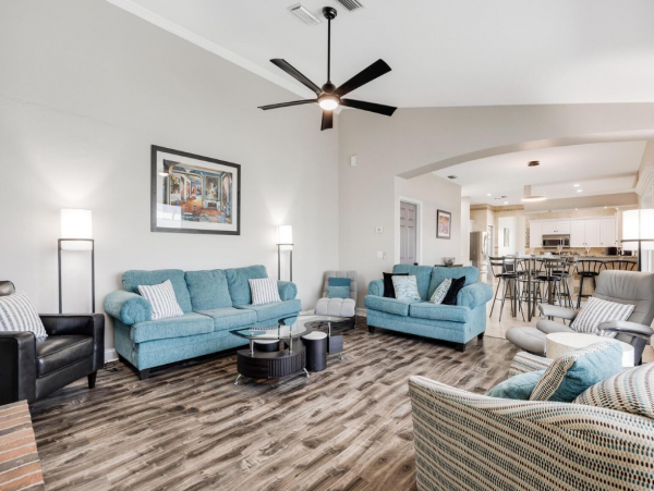 Luxury Vacation Five Bedroom Home with Pool & Canal View