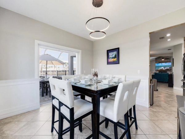 Luxury Vacation Five Bedroom Home with Pool & Canal View