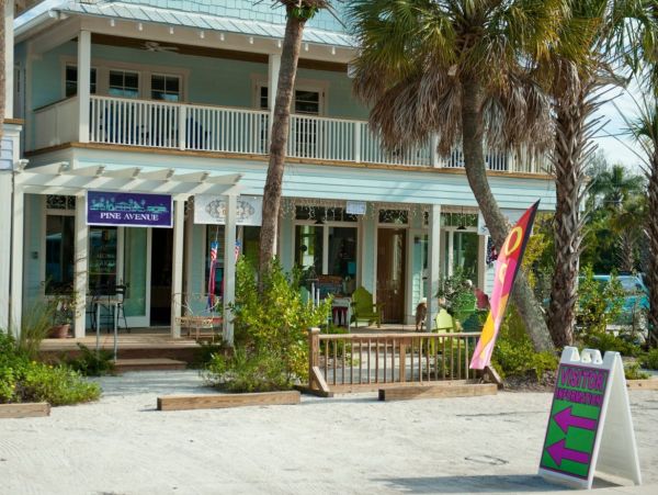Beachside Penthouse with Partial View in Gated Community