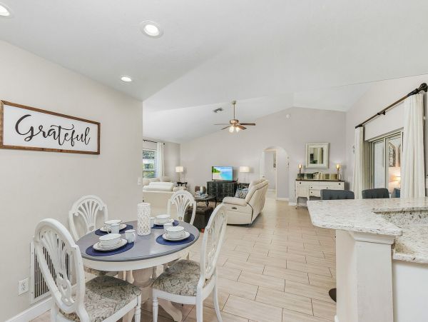 Cape Coral Lovely Three Bedroom Home.