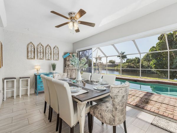 Cape Coral Lovely Three Bedroom Home.