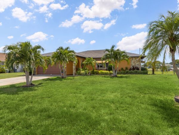 Cape Coral Home 1010927