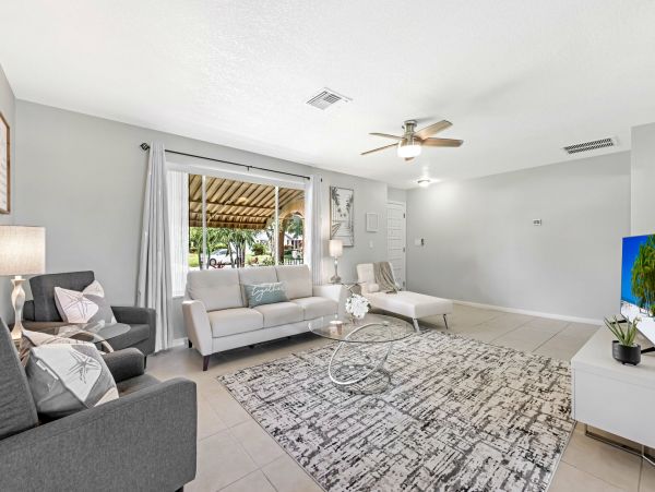 Cape Coral Home 1010927