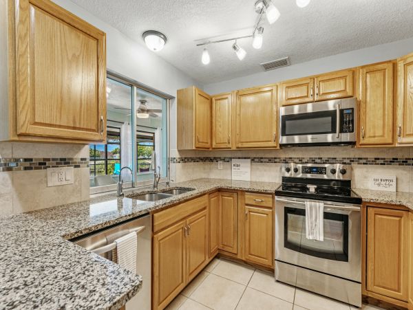 Cape Coral Home 1010927