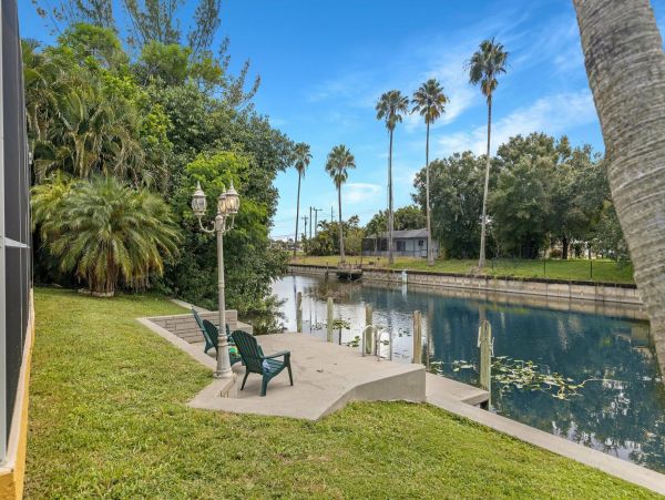 Cape Coral Home 1010933