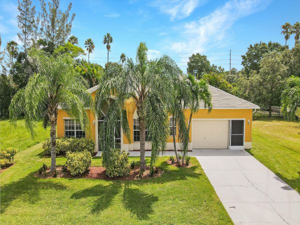 Cape Coral Home 1010933