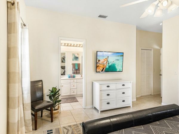 Cape Coral Home 1010933