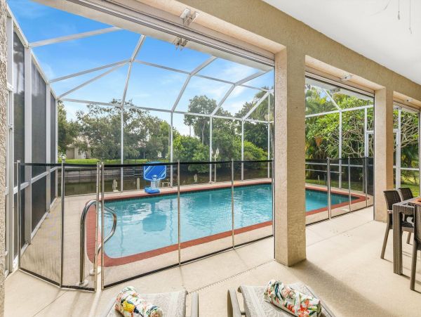 Cape Coral Home 1010933