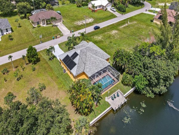 Cape Coral Home 1010933